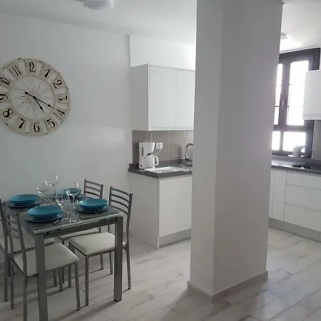 Apartamento 32 Avenida Rafael Puig Lluvina *